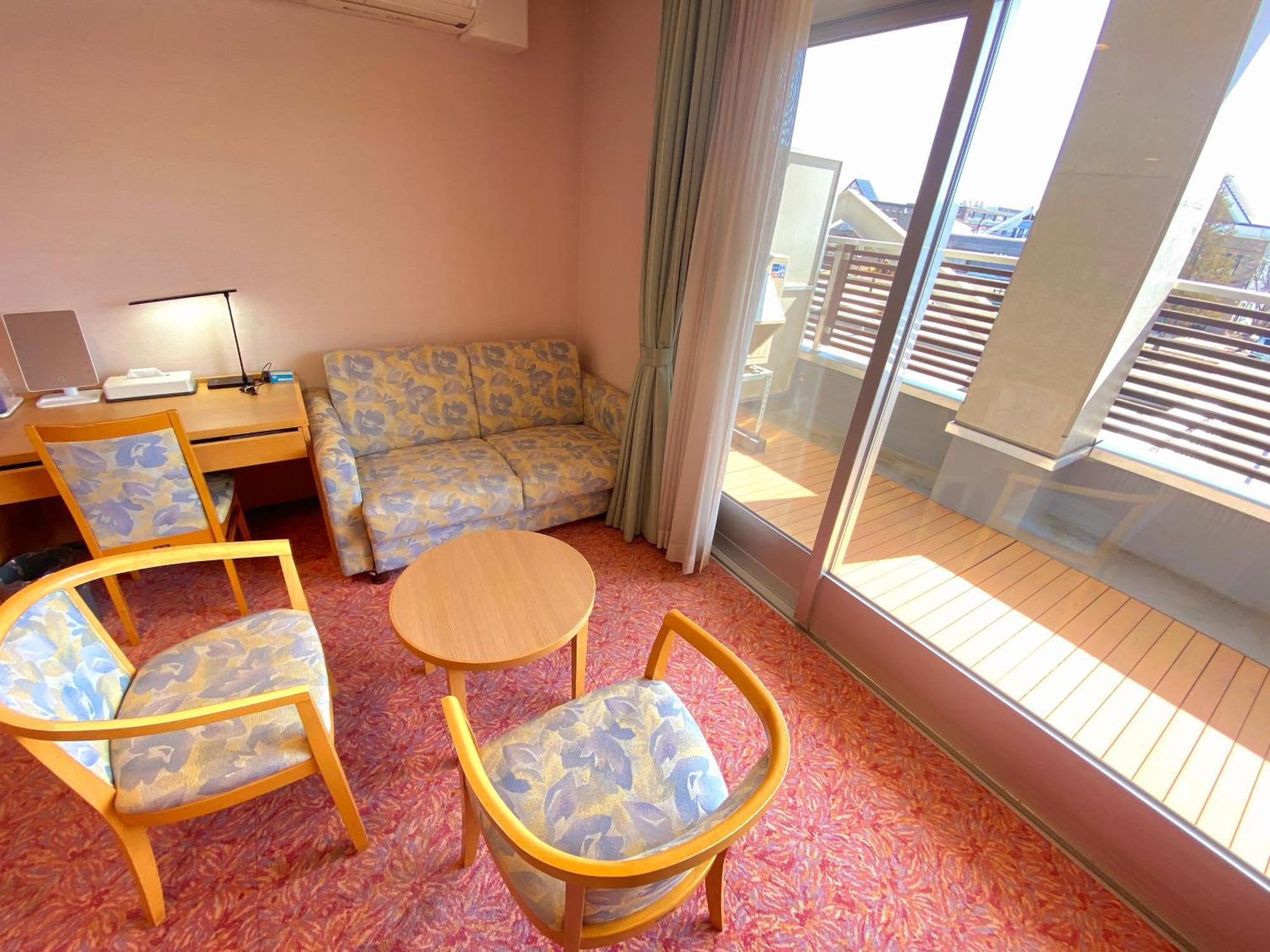 ביאיי Hotel Lavenir מראה חיצוני תמונה